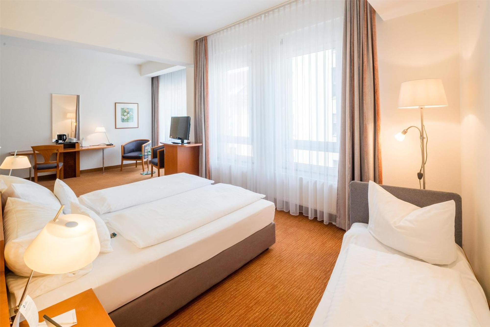 Best Western Hotel Am Strassberger Tor Plauen Exterior foto