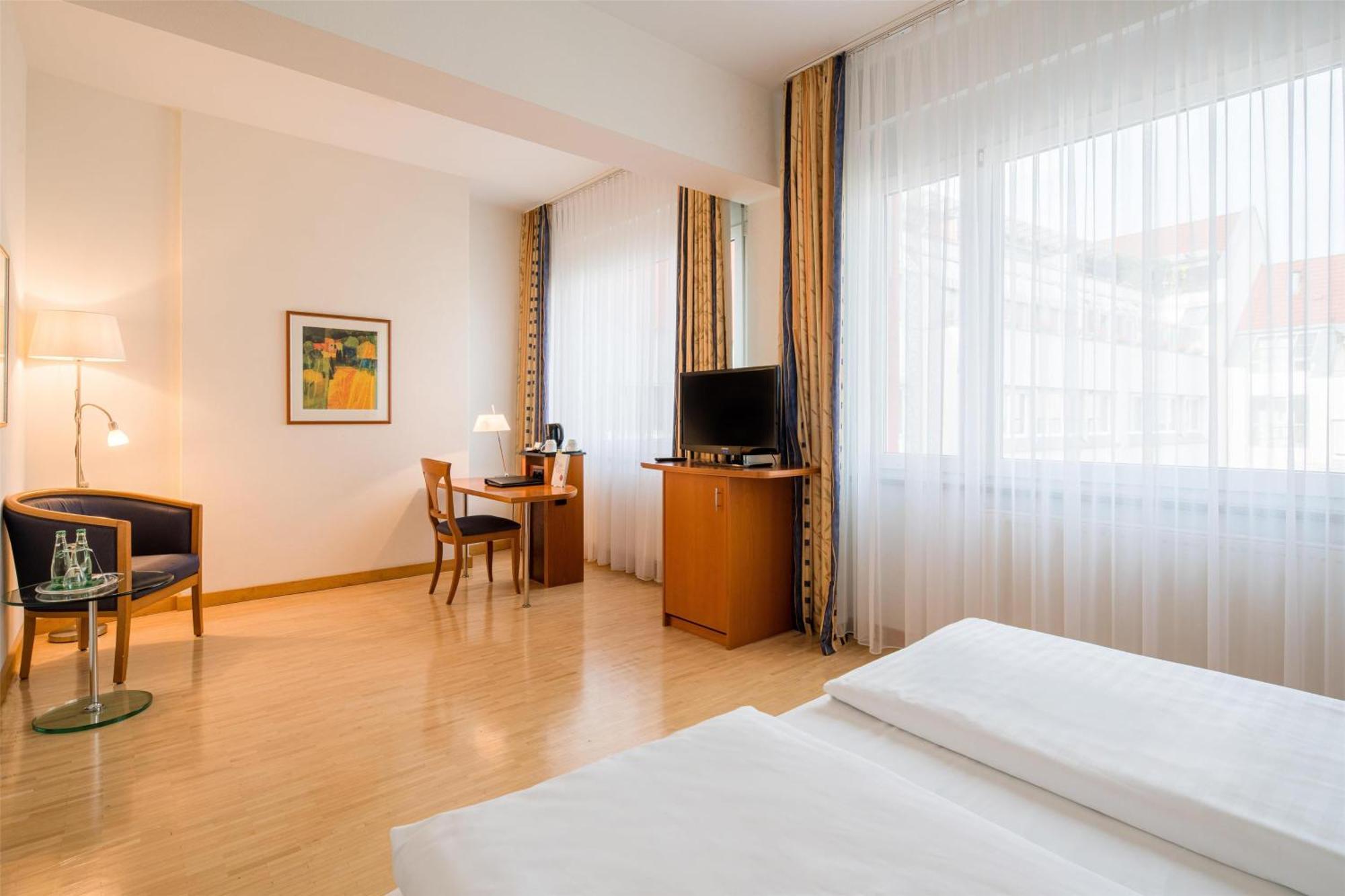 Best Western Hotel Am Strassberger Tor Plauen Exterior foto